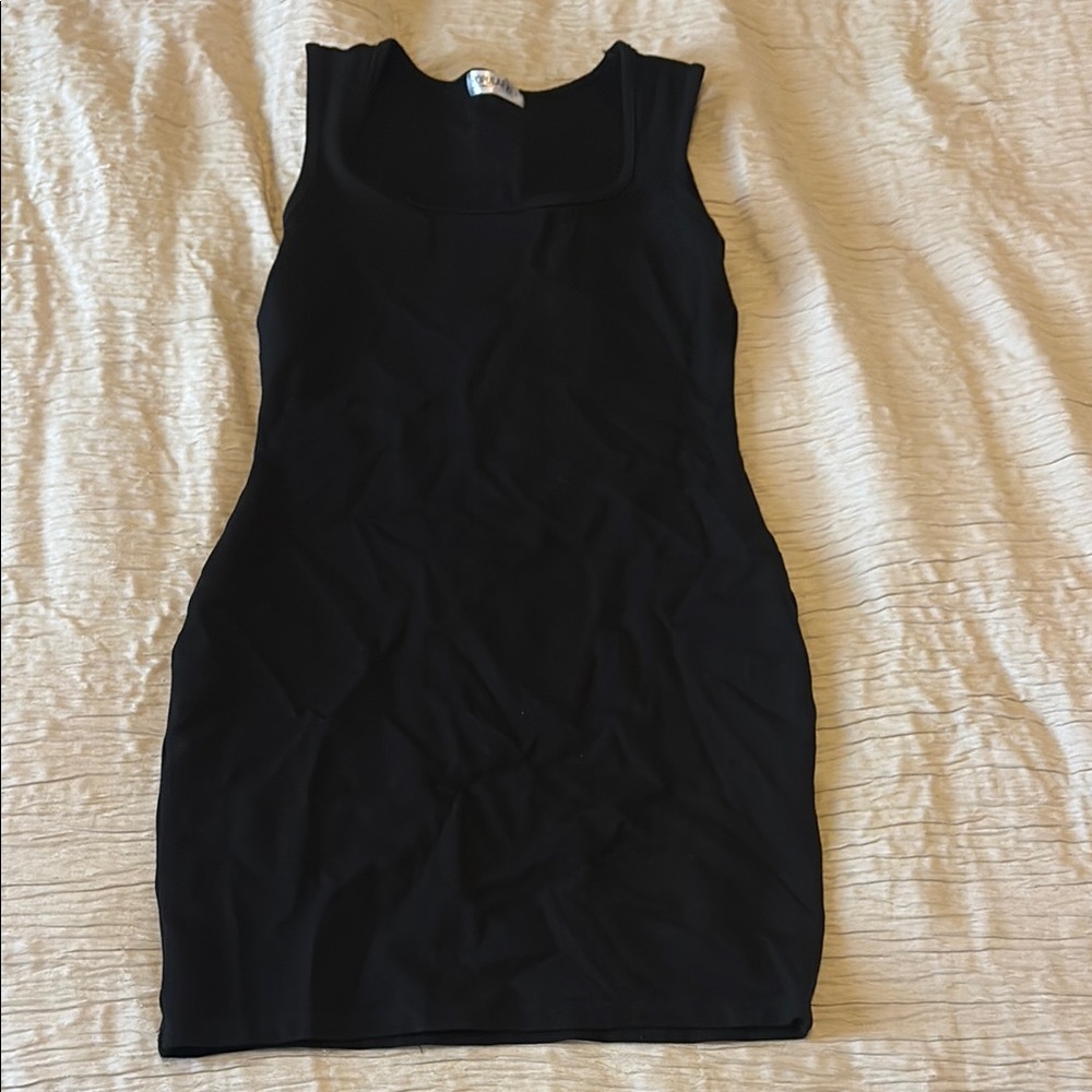 Black Sleeveless Dress